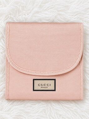 Gucci Beauty Pink Floral Print Pouch – New with Packaging